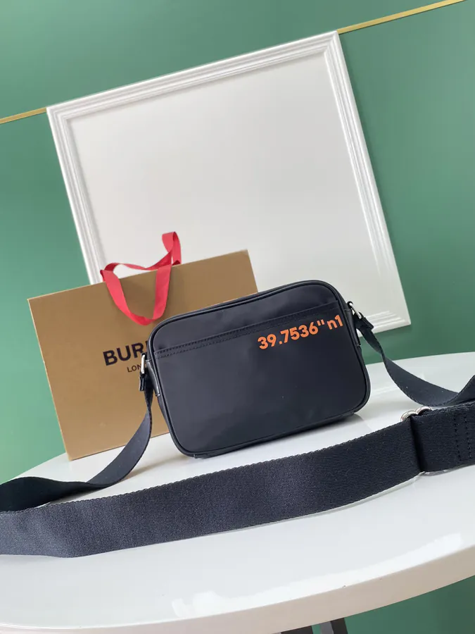B House New Camera Bag 90s Street Style