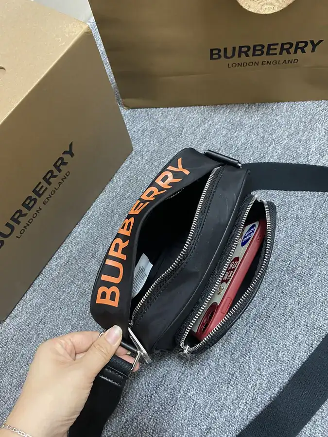 B House New Camera Bag 90s Street Style