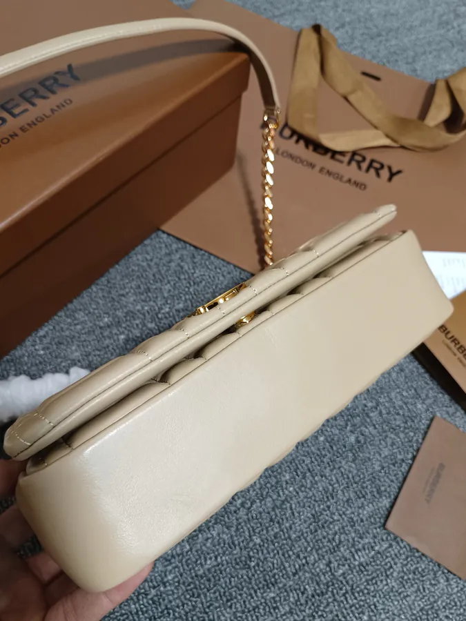 Burberry Lola – 萝纳包