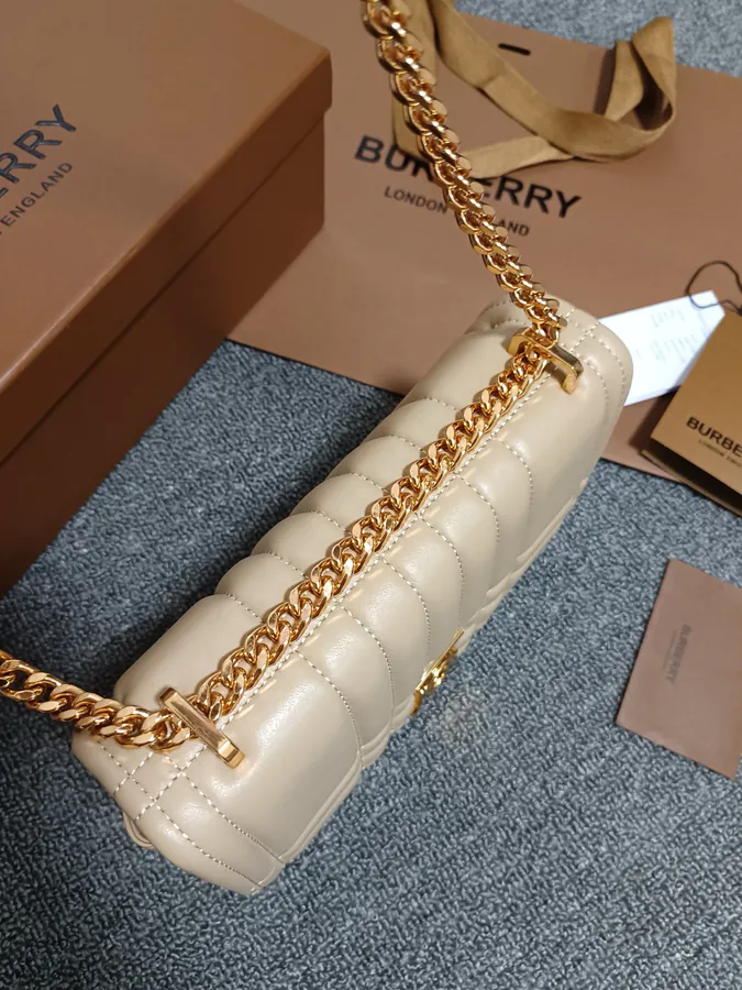 Burberry Lola – 萝纳包