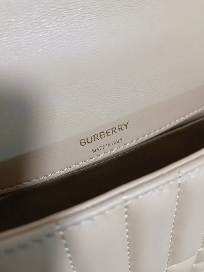 Burberry Lola – 萝纳包