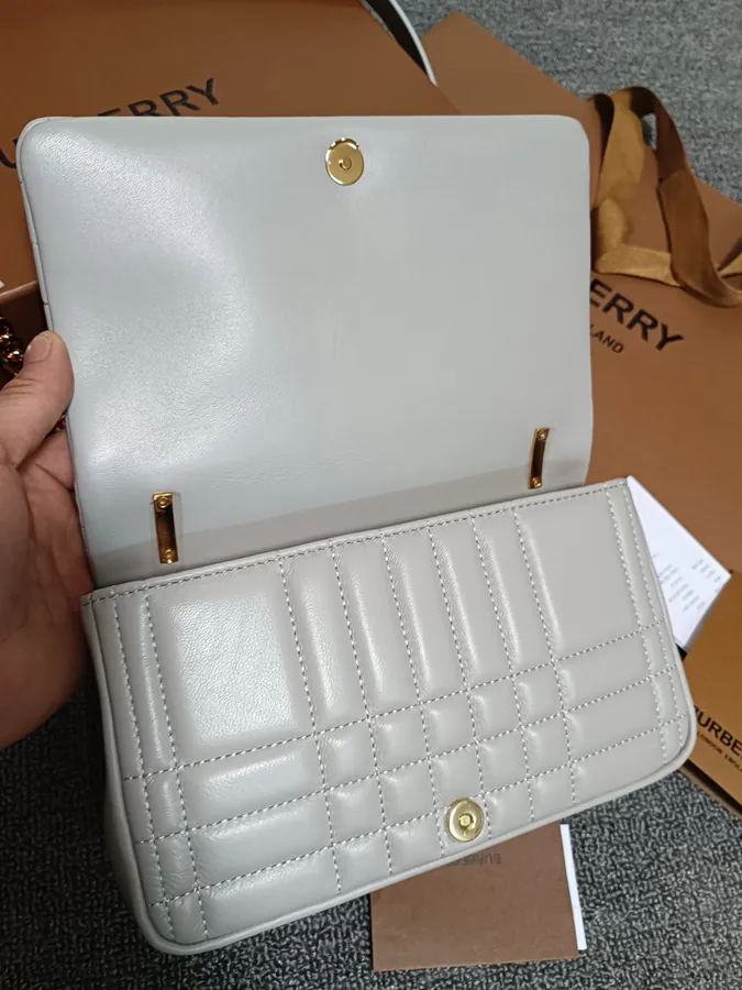 Burberry Lola – 萝纳包
