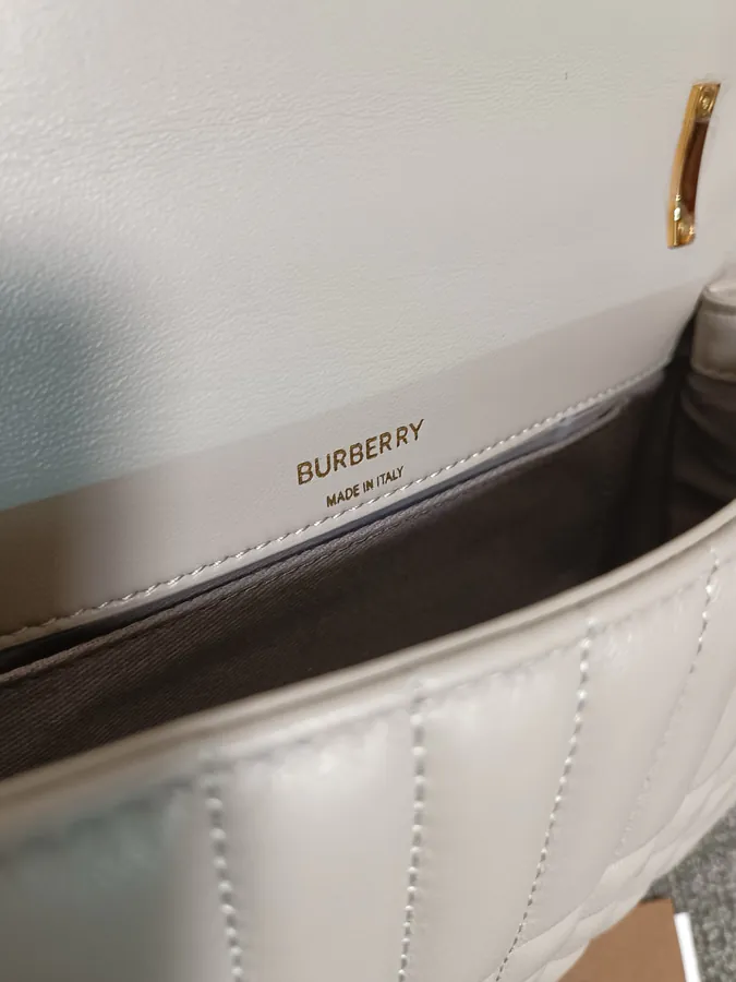 Burberry Lola – 萝纳包