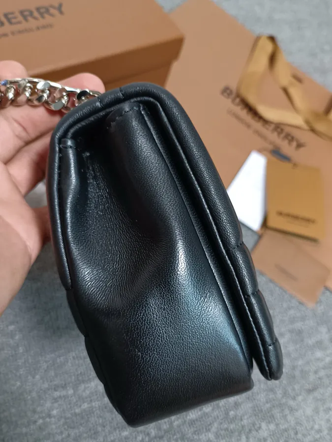 Burberry Lola – 萝纳包