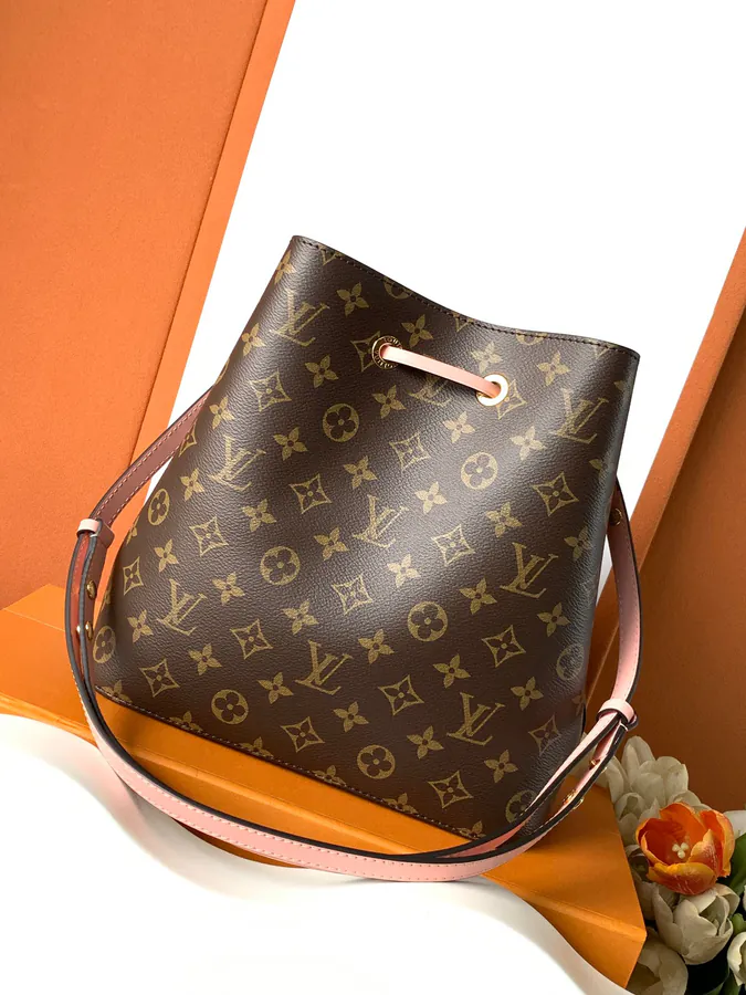 NéoNoé Medium Handbag