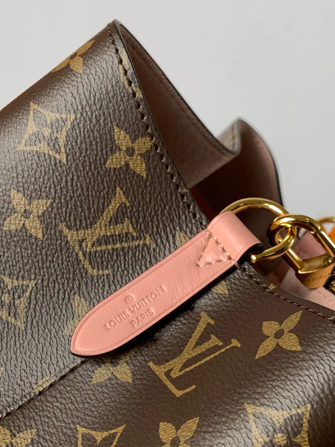 NéoNoé Medium Handbag