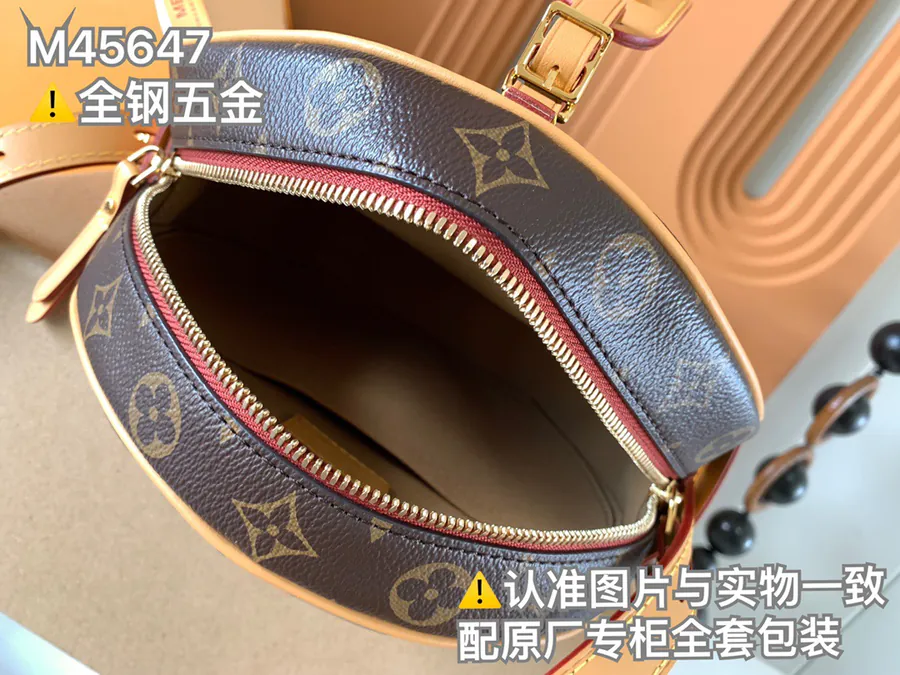 Boite Chapeau Souple Handbag