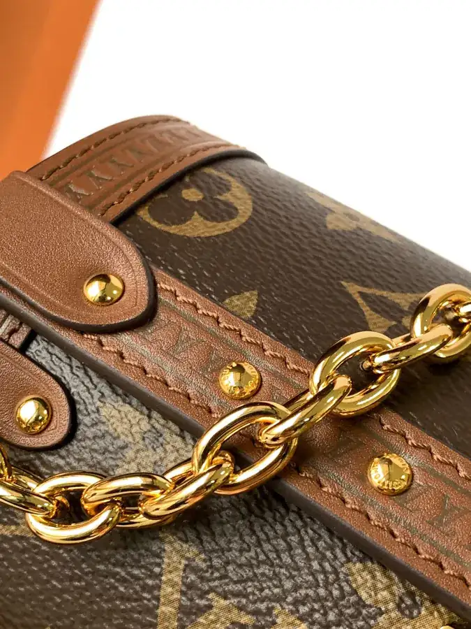 Papillon Trunk Handbag