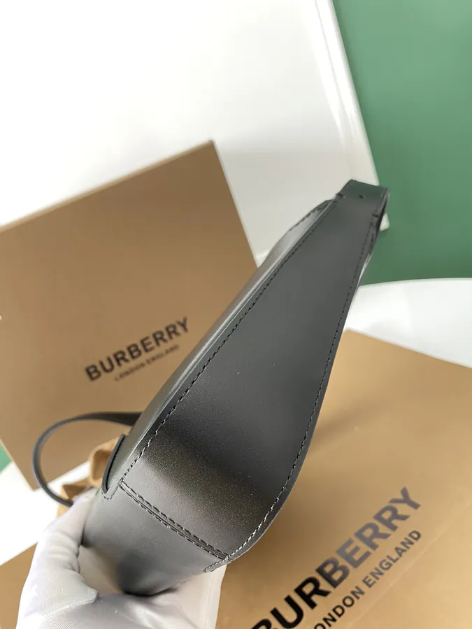 B House Autumn Shoulder Bag Minimalist Style