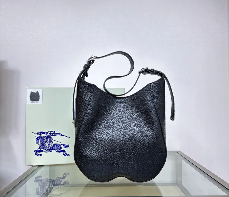 Daniel Lee Chess Shoulder Bag