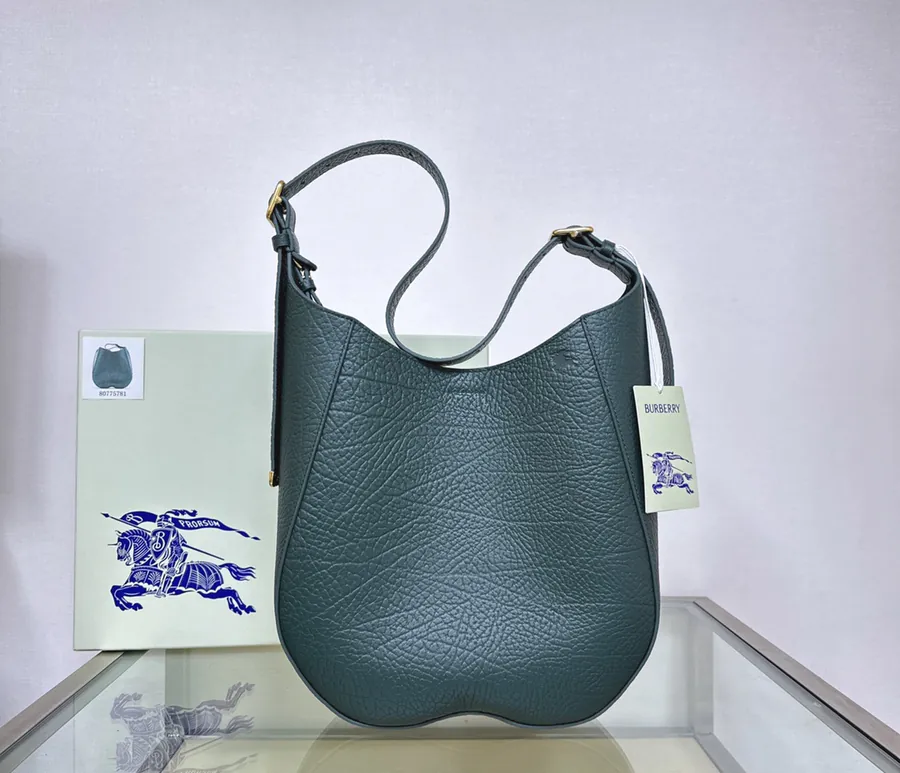 Daniel Lee Chess Shoulder Bag