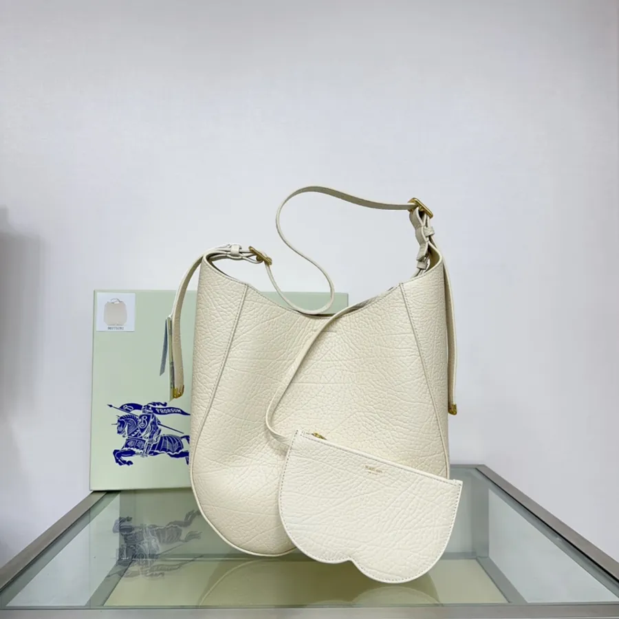 Daniel Lee Chess Shoulder Bag