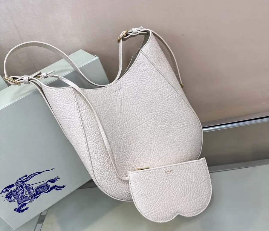 Daniel Lee Chess Shoulder Bag