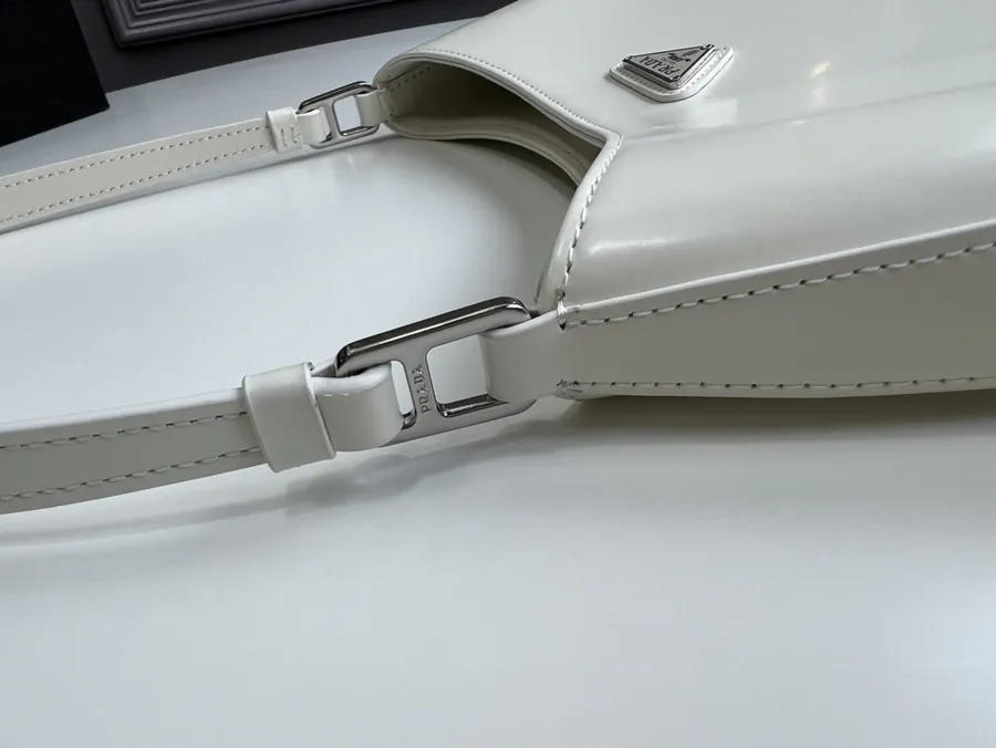Cleo Vintage Shoulder Bag White