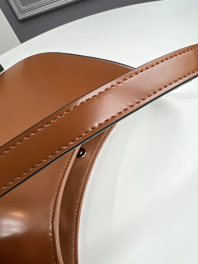 Cleo Shoulder Bag Vintage Style, Brown