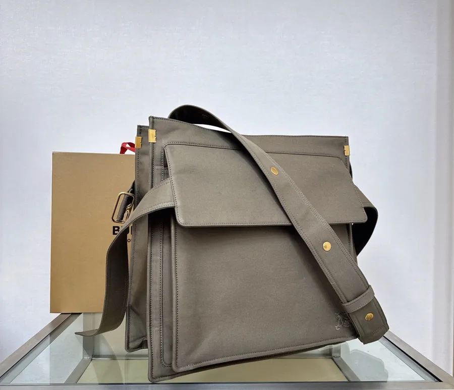 B Family's Latest Windbreaker Tote Bag, Unisex Style