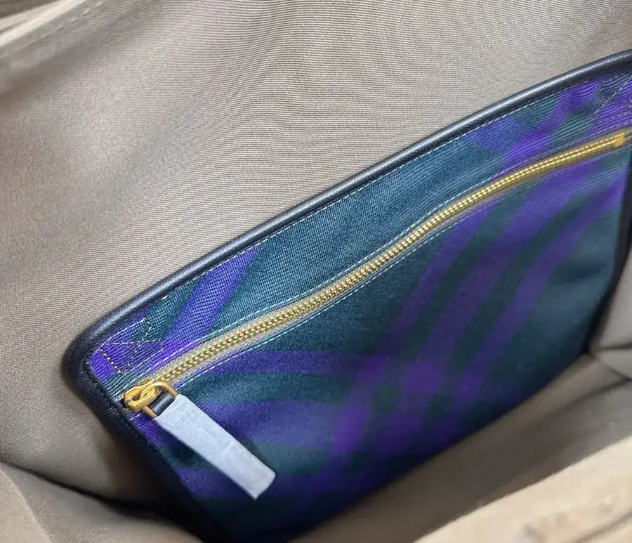 B Family's Latest Windbreaker Tote Bag, Unisex Style