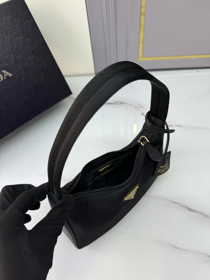 P300 Gold Hardware Hobo Tote Bag for Women