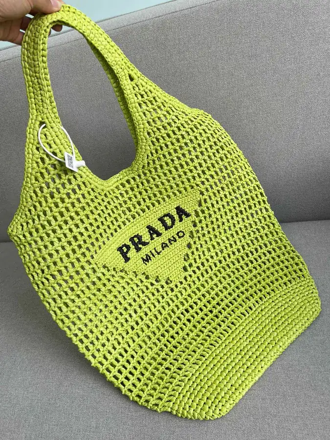 P620 P House Reconstructed Tote Bag