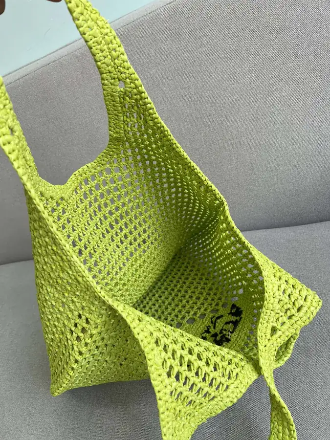 P620 P House Reconstructed Tote Bag