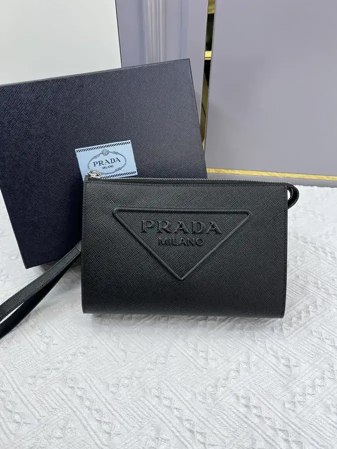 P500 New Handbag 3D立体设计, 三角形同色压花细节