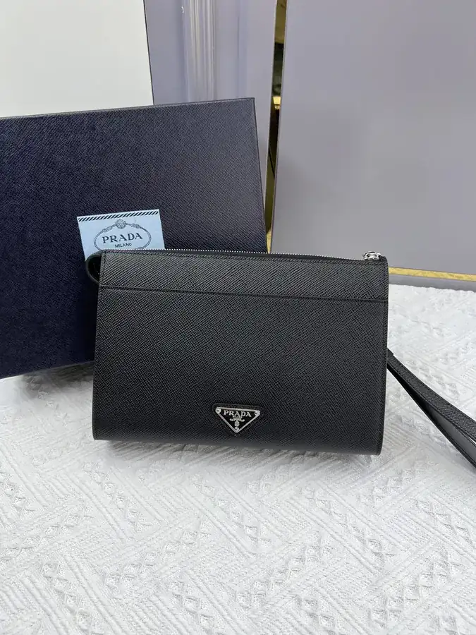 P500 New Handbag 3D立体设计, 三角形同色压花细节