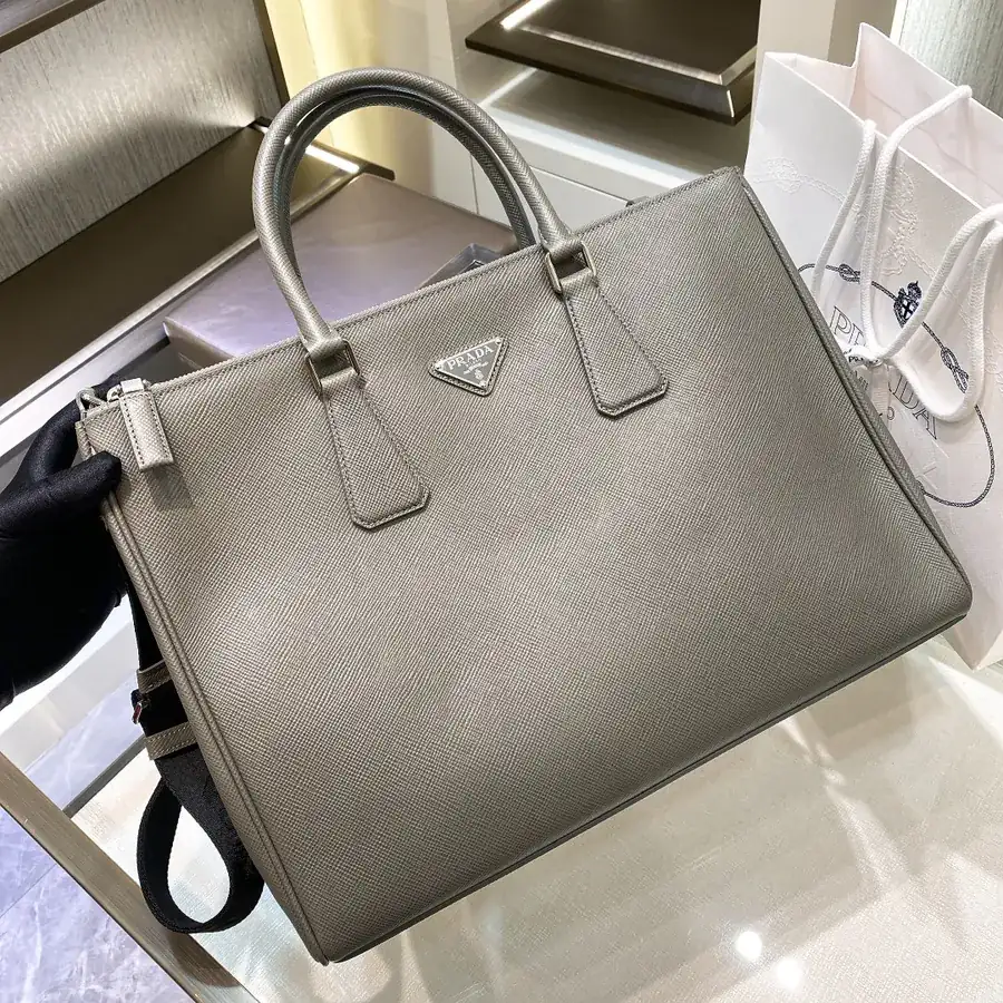 Galleria Series Men's Briefcase 2vg061