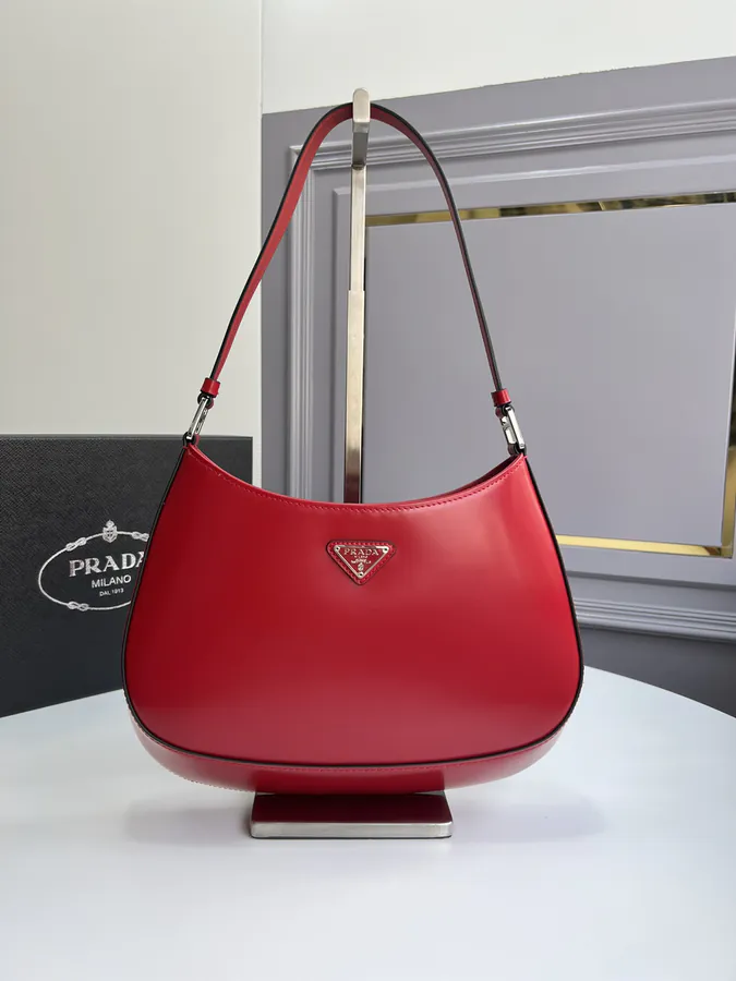 Cleo Shoulder Bag Vintage Style, Red