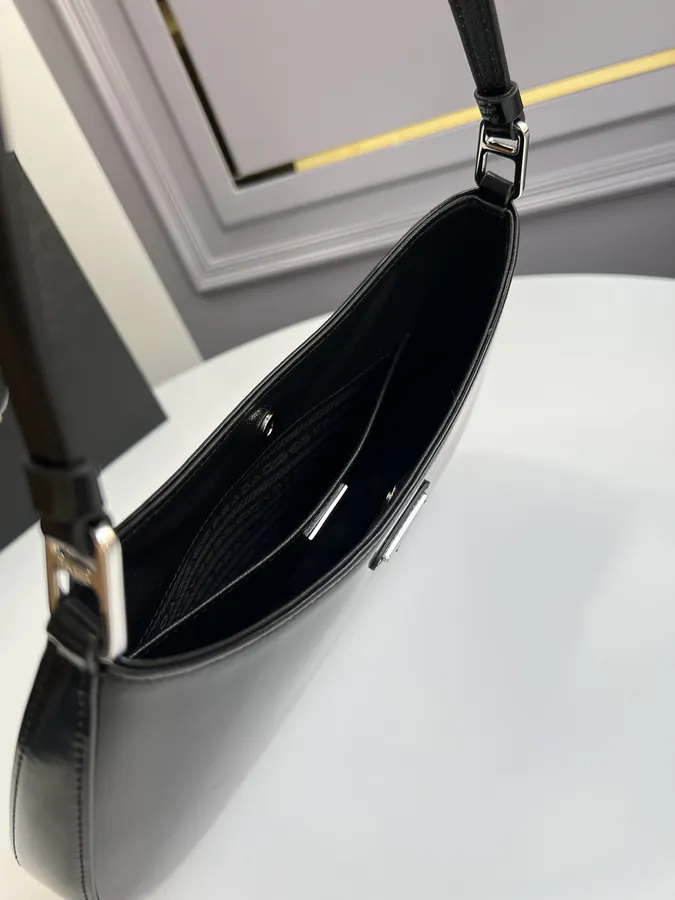 Cleo Shoulder Bag Vintage Style, Black