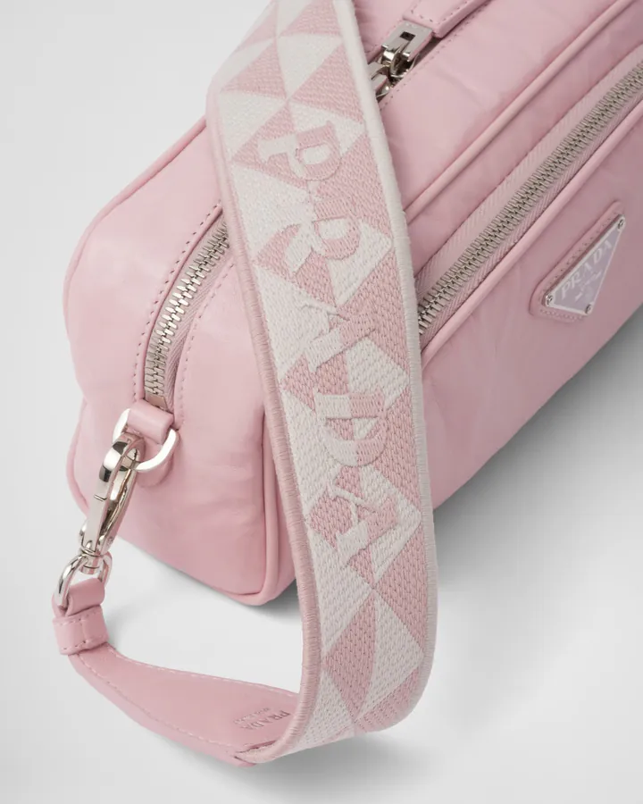 P House 23ss Walk Show Grained Nappa Soft Shoulder Bag