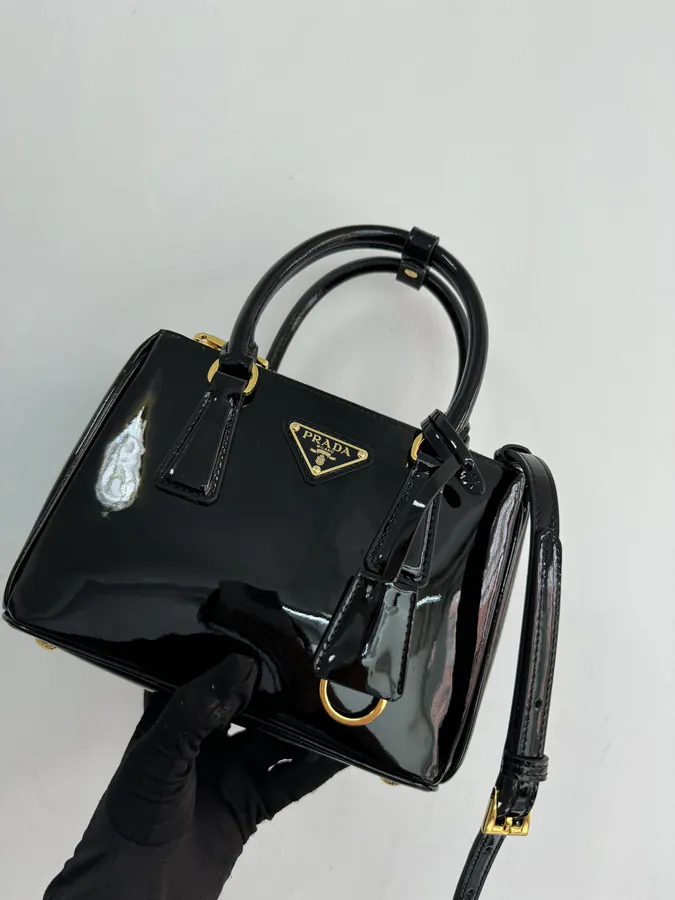 Galleria Mini Crossbody Bag Saffiano Leather