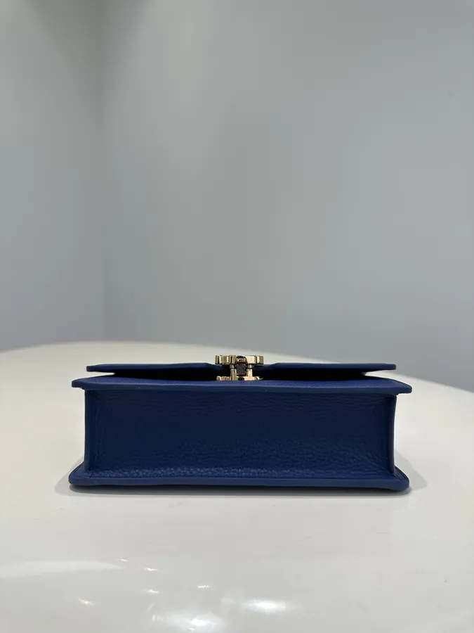 Thomas Burberry Pure Grained Calfskin Tote Bag