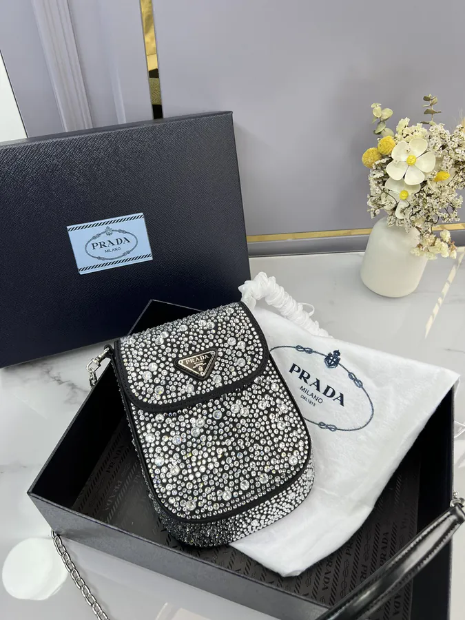 Cleo Evening Clutch with Sparkling Crystals