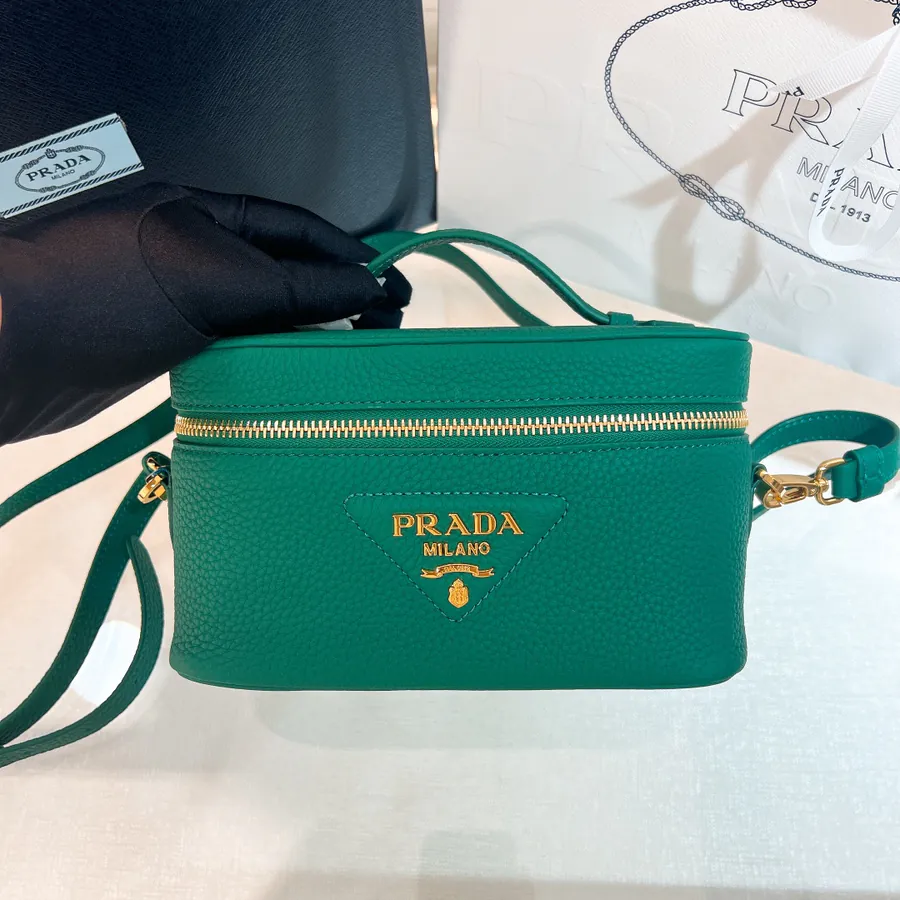 2023 New Arrival Grained Calfskin Cosmetic Bag Mini Box