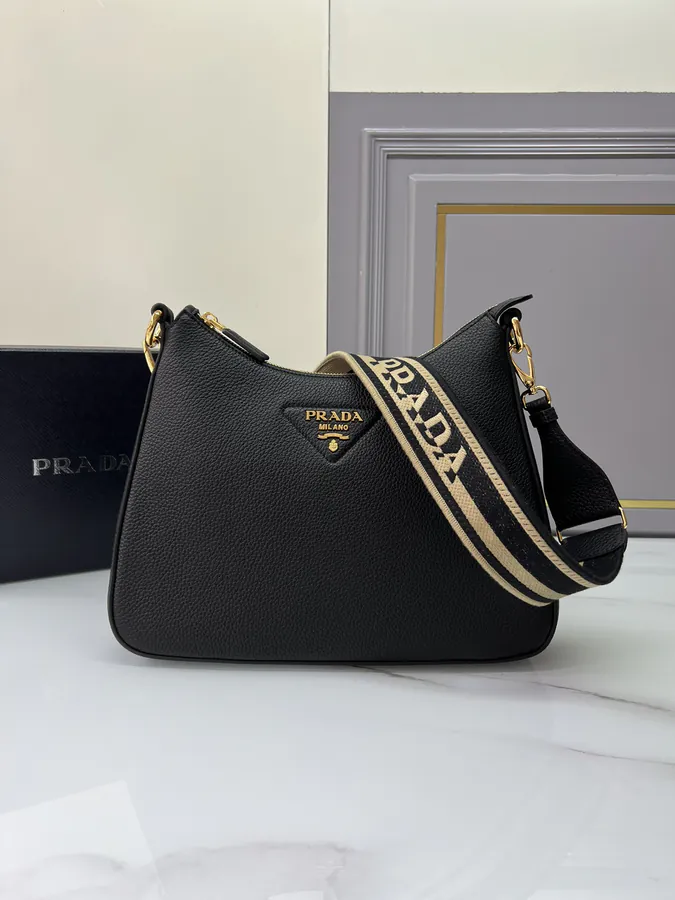 P800 New Large Crossbody Bag with Logo Webbing