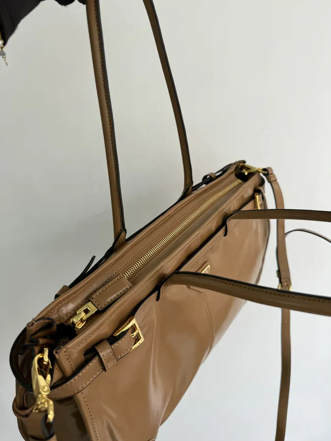 Lussolf Oil Tanned Leather Large Tote