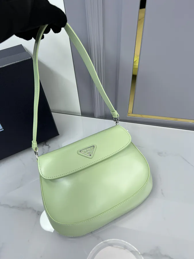P590 Mint Green Bucket Bag