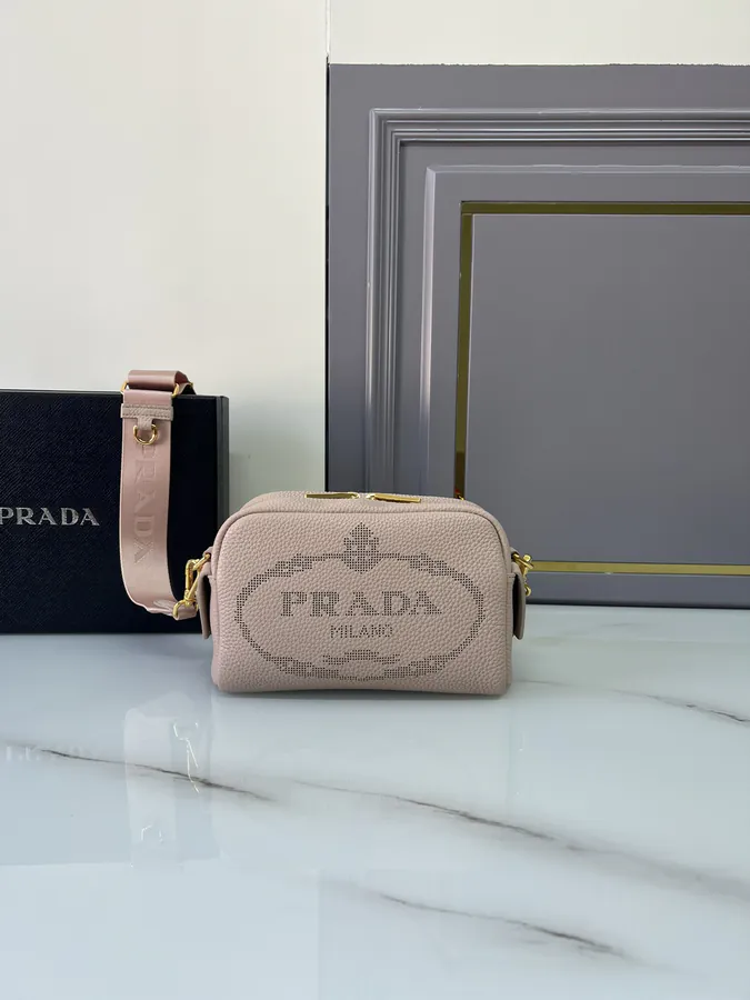 P700 New Design 1BH187 Embellished Logo Crossbody Bag
