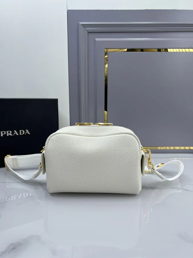 P700 New Design Bucket Bag with Embossed Logo