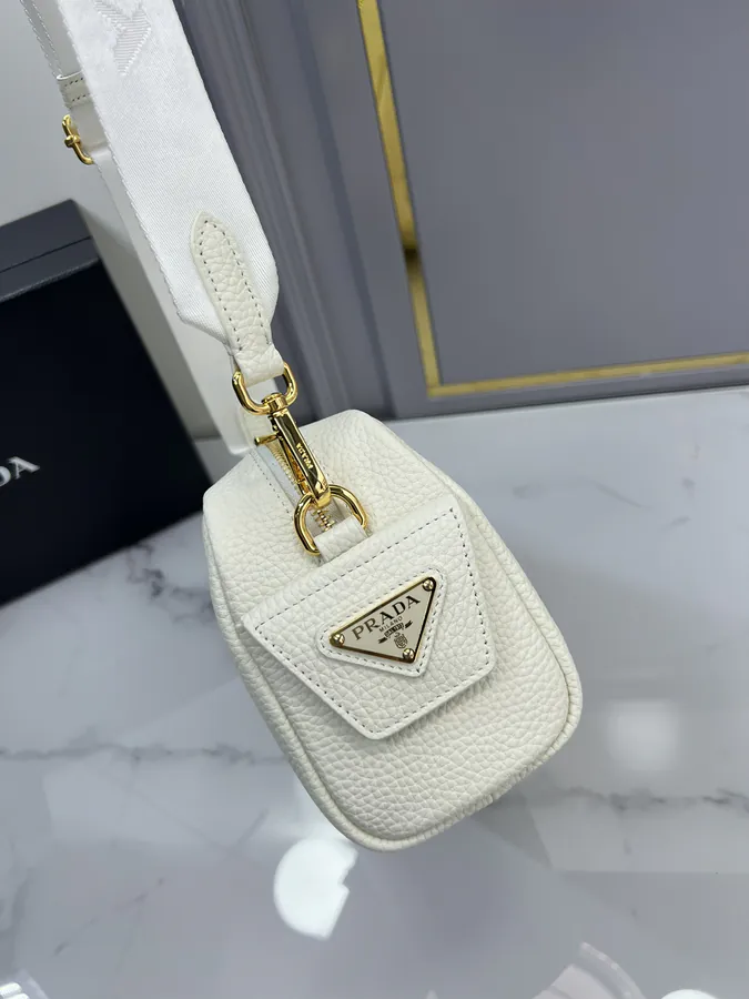 P700 New Design Bucket Bag with Embossed Logo