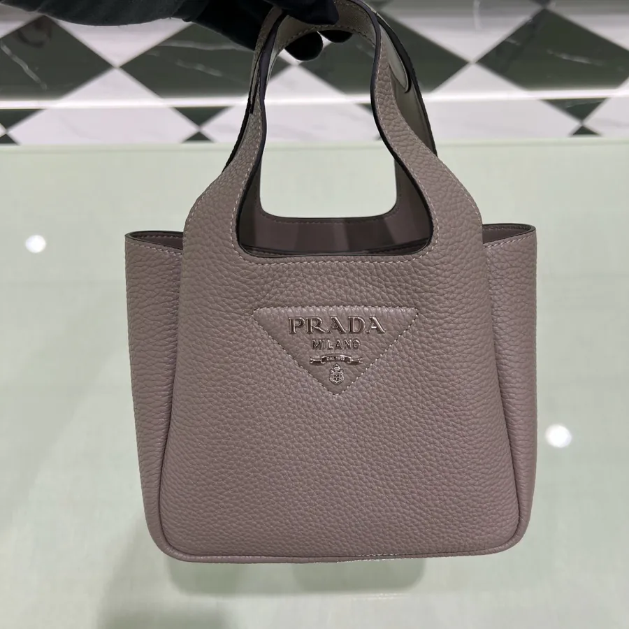 P650 Latest Bucket Tote Bag 1BA349