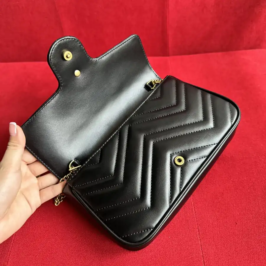 GG Marmont Bucket Bag