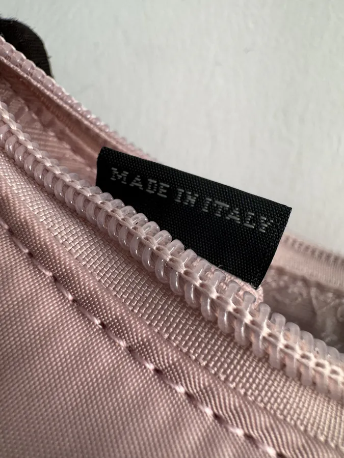 P300 Golden Hardware Hobo Tote Bag