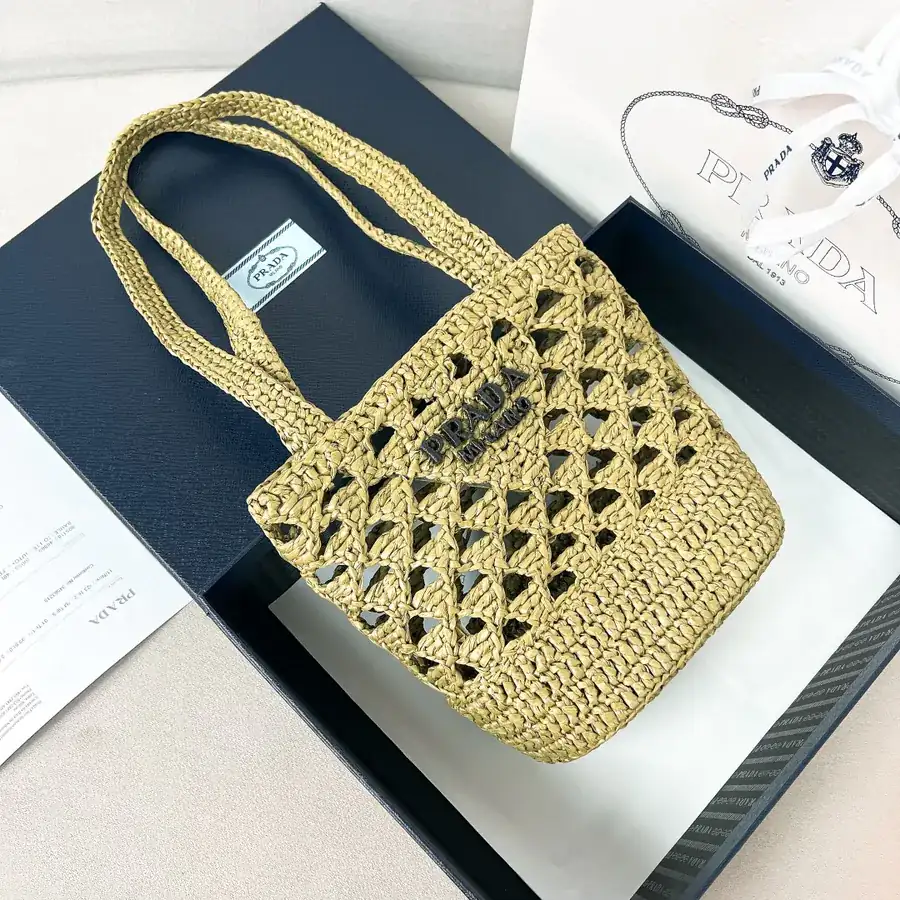 Lafite Grass Tote Bag