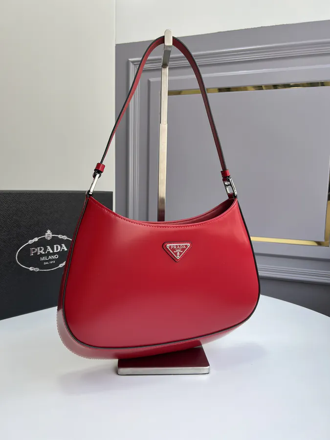 Cleo Shoulder Bag Vintage Style, Red