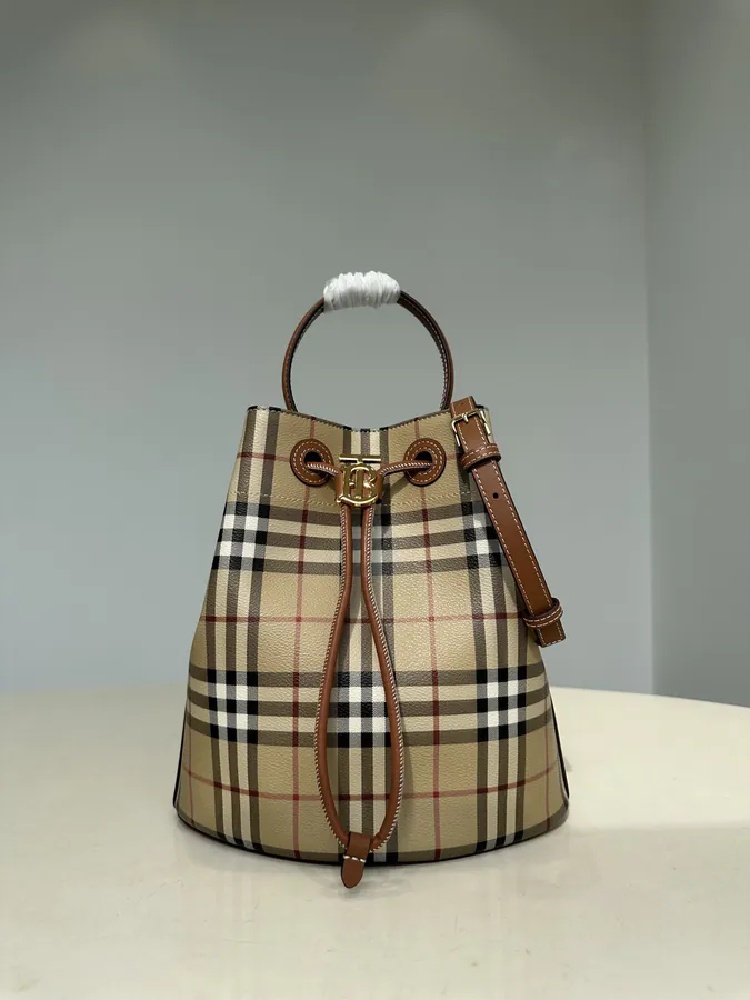 Thomas Burberry Original Birch Brown Grain Bucket Bag