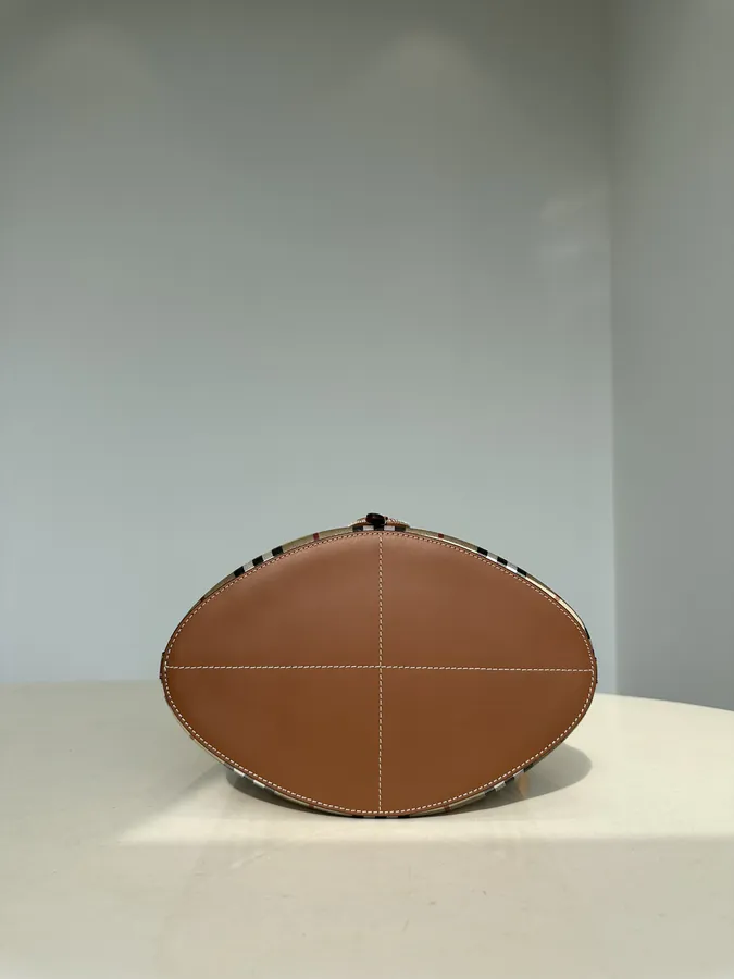 Thomas Burberry Original Birch Brown Grain Bucket Bag