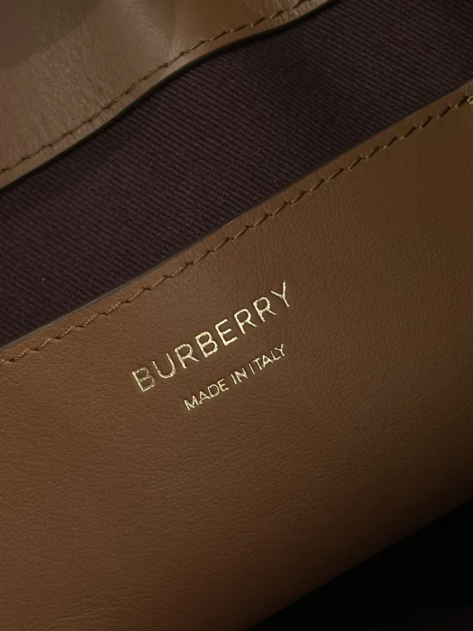 Thomas Burberry Original Birch Brown Grain Bucket Bag