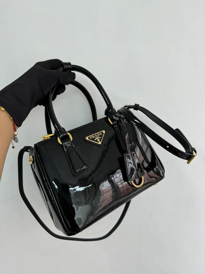 Galleria Mini Crossbody Bag Saffiano Leather