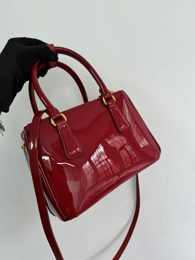 Galleria Mini Crossbody Bag Saffiano Leather